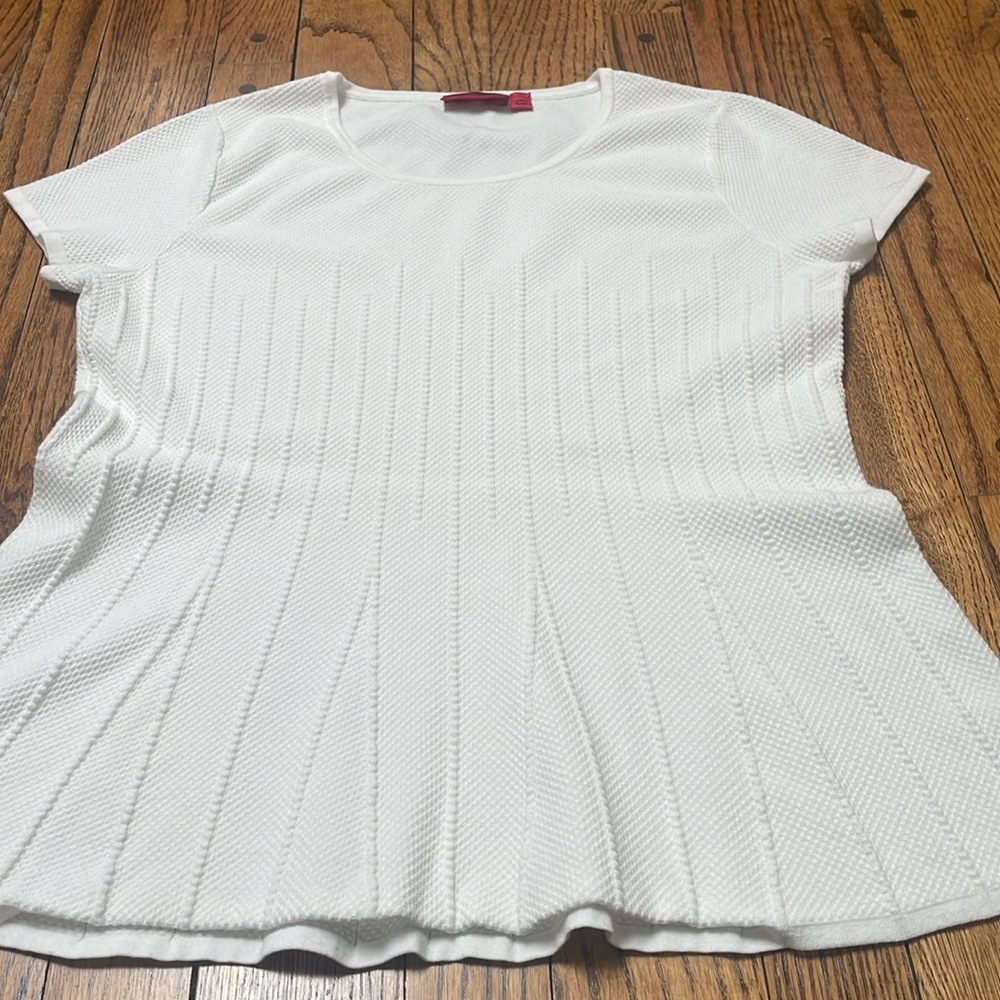 NWOT HUGO by Hugo Boss sz XL (Fits small) White textured top peplum flare